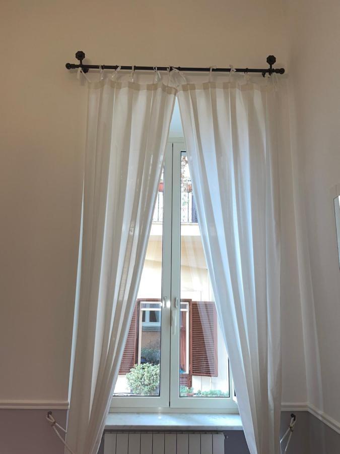 Residenza Chiaia Bed & Breakfast Naples Exterior photo