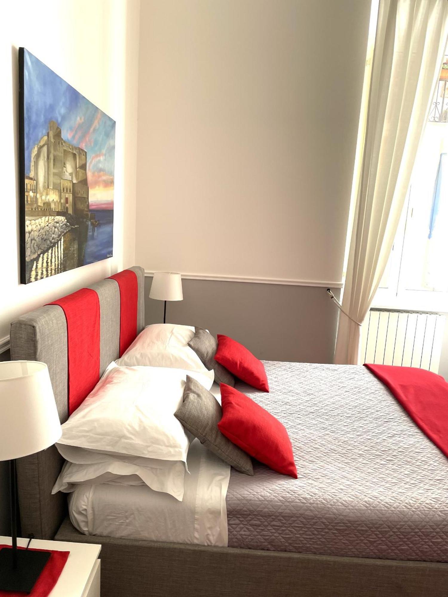 Residenza Chiaia Bed & Breakfast Naples Exterior photo