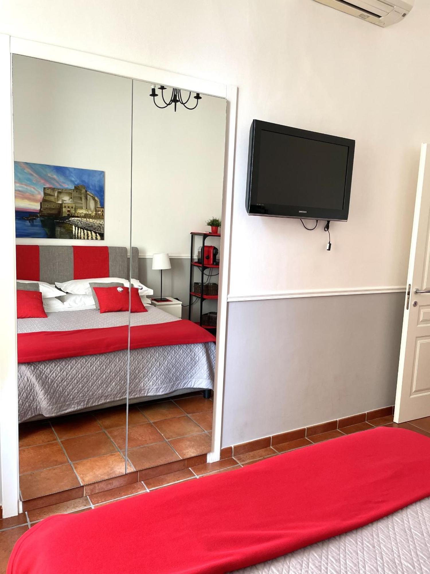 Residenza Chiaia Bed & Breakfast Naples Exterior photo